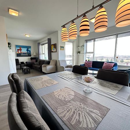 Modern 2 Bedroom Apartment In Kopavogur Reykjavík Eksteriør bilde