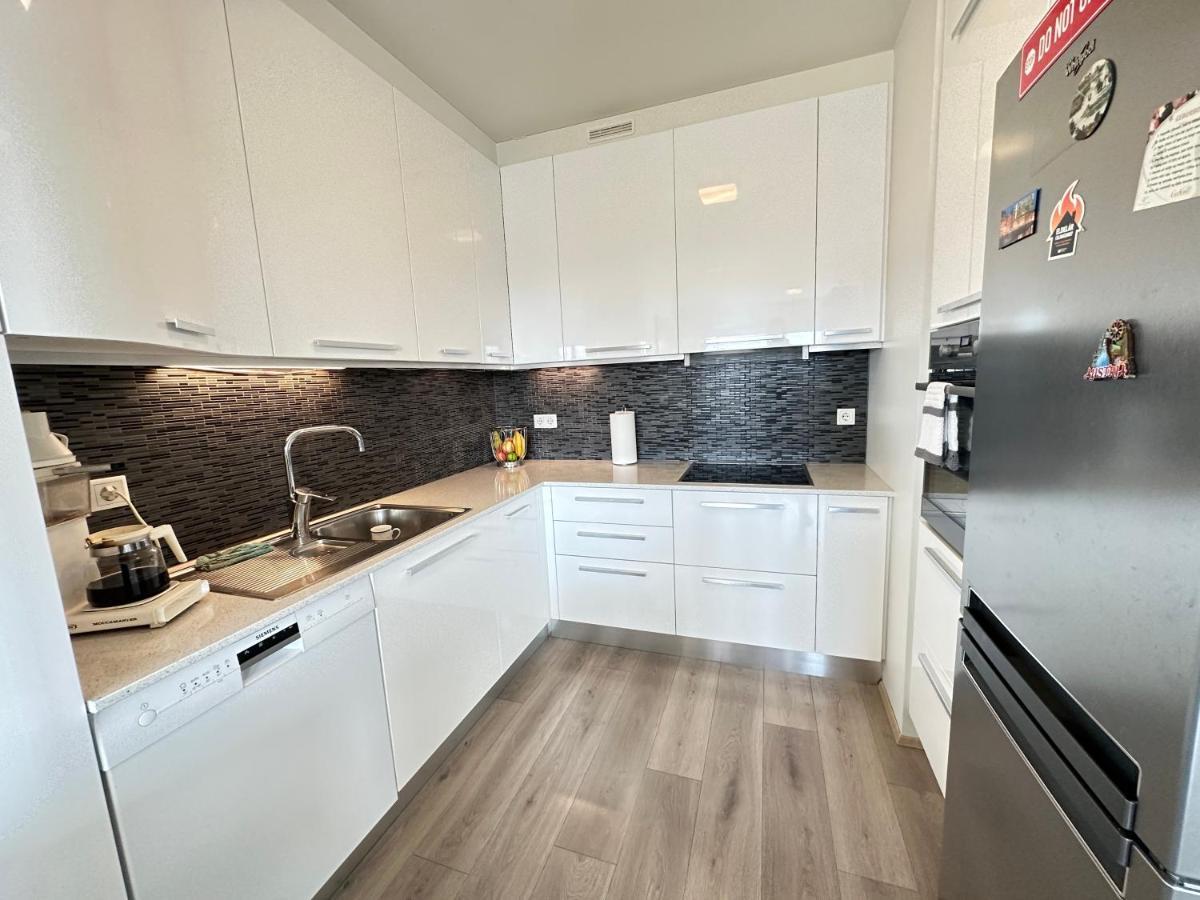 Modern 2 Bedroom Apartment In Kopavogur Reykjavík Eksteriør bilde